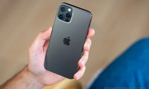iPhone 12 Pro giá giảm chạm đáy cuối tháng 9/2022 ngang giá khiến Galaxy S22 lo sốt vó