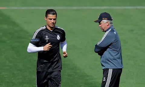 HLV Ancelotti tuyên bố thẳng thừng về khả năng Ronaldo tái hợp Real Madrid